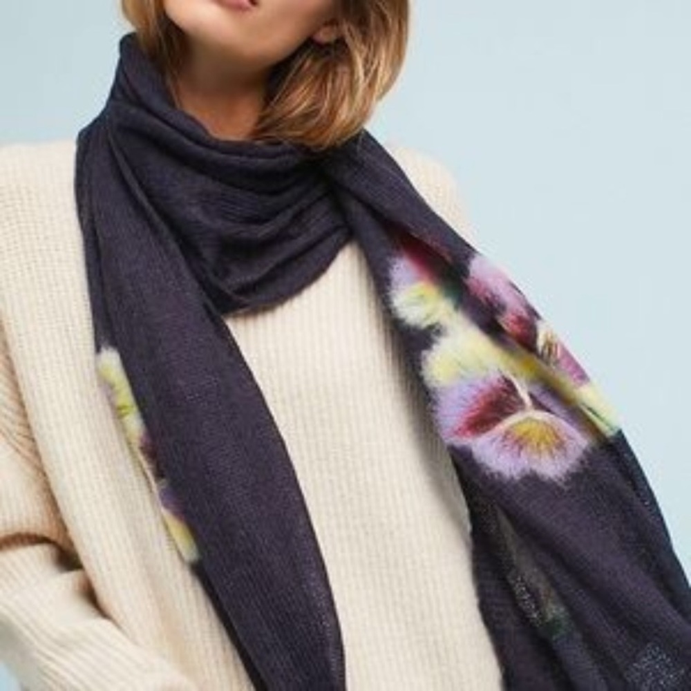 🧣NWT Anthropologie Navy Felted Bouquet Scarf - Picture 2 of 12